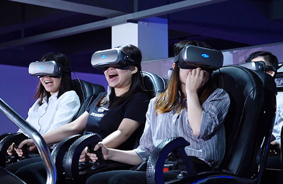เครื่องเกม Theme Park Immersive 9d Vr 6 ที่นั่ง Roller Coaster Cinema Simulator 0